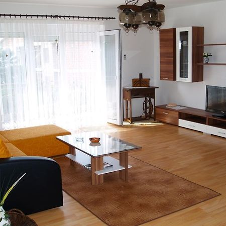 Apartment Marijana, Free Parking セルツェ 部屋 写真